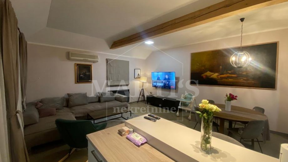 Haus, 450 m2, Verkauf, Zagreb - Gornja Dubrava