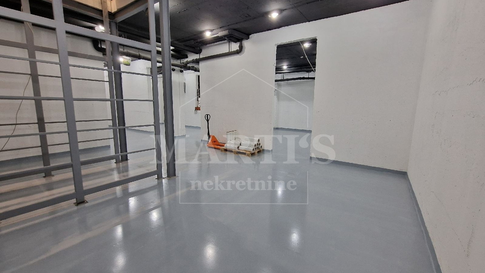Commercial Property, 700 m2, For Sale, Zagreb - Voltino
