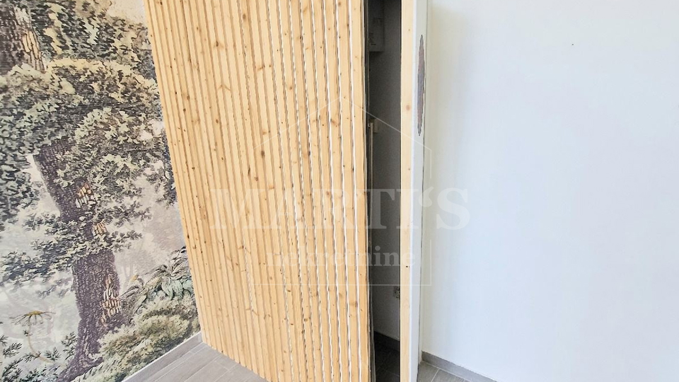 Commercial Property, 43 m2, For Sale, Zagreb - Špansko