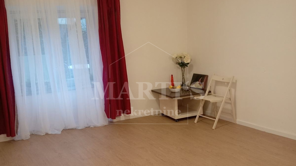 Apartment&comma; 28 m2&comma; For Sale&comma; Tre&scaron;njevka - Sjever - Tre&scaron;njevka