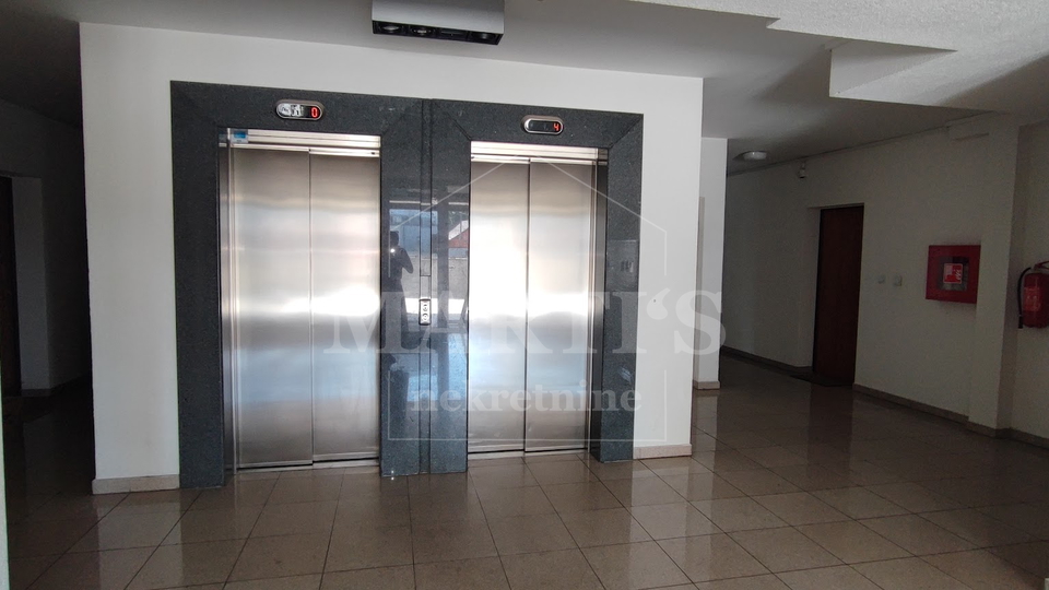 Garaža, 12 m2, Prodaja, Stenjevec - Špansko