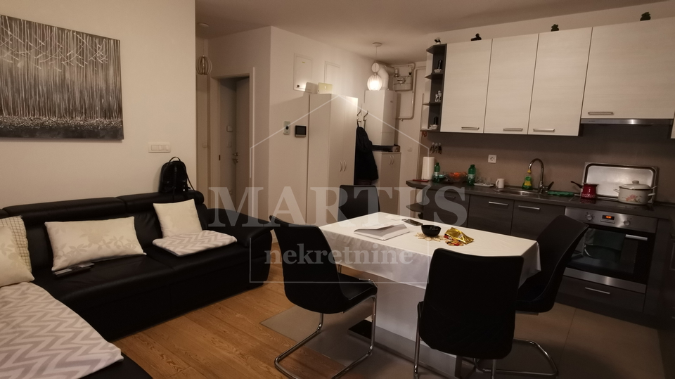 Ravnice&comma; 3-soban&comma; 51m2 &plus; balkon &plus; parking &plus; spremi&scaron;te
