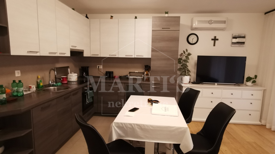 Ravnice&comma; 3-soban&comma; 51m2 &plus; balkon &plus; parking &plus; spremi&scaron;te