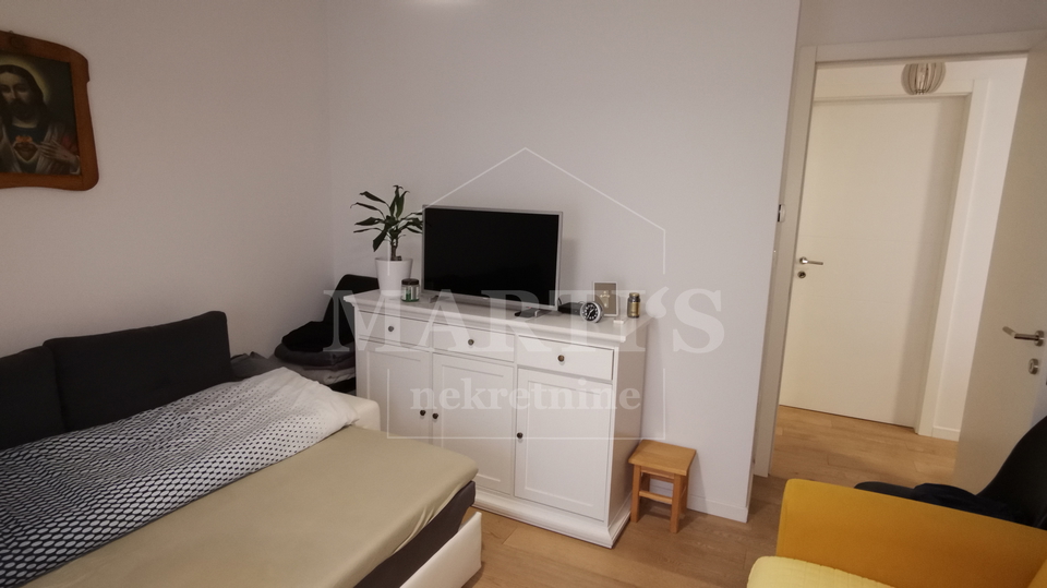 Ravnice&comma; 3-soban&comma; 51m2 &plus; balkon &plus; parking &plus; spremi&scaron;te