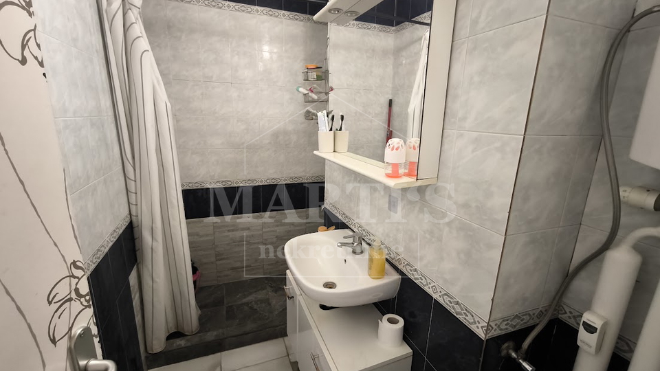 Apartment&comma; 38 m2&comma; For Sale&comma; Tre&scaron;njevka - Jug - Kne&zcaron;ija