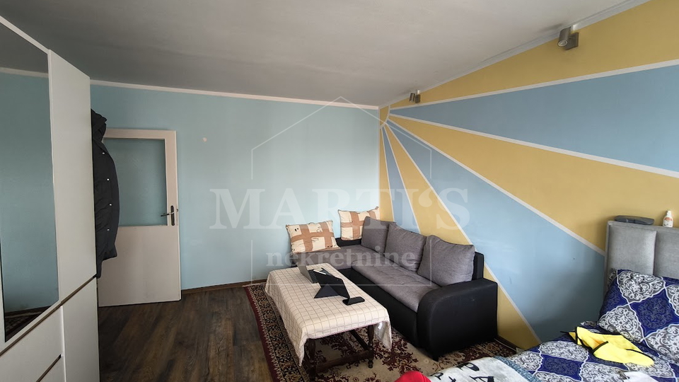 Apartment&comma; 38 m2&comma; For Sale&comma; Tre&scaron;njevka - Jug - Kne&zcaron;ija