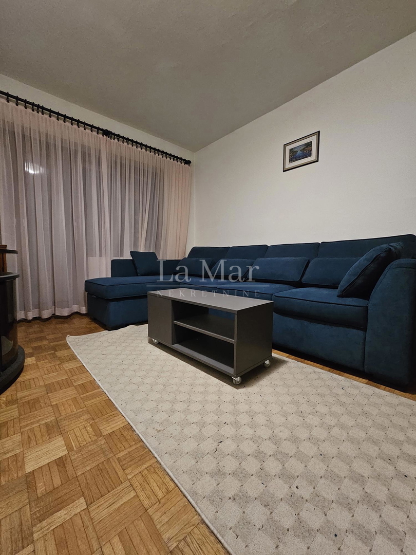 KLAKA-jednosoban stan na 2. katu, 36m2, LIFT