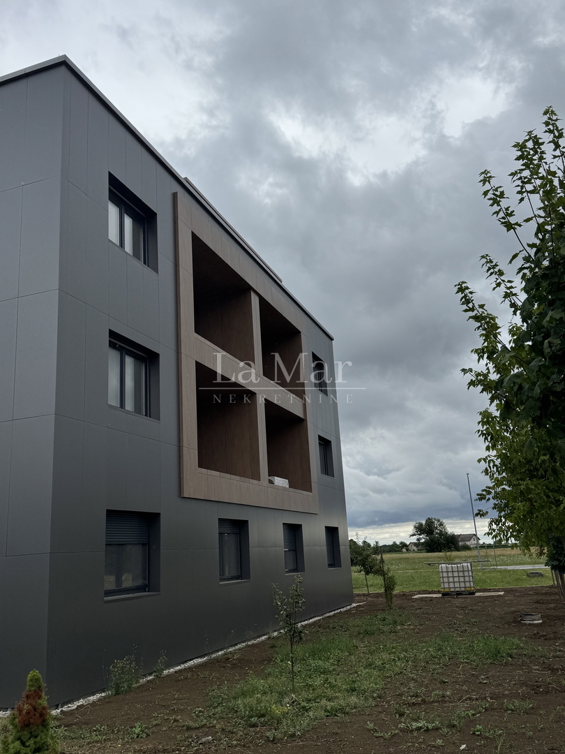 SAMOBOR- Novogradnja - I kat - C1- 92,5 m2