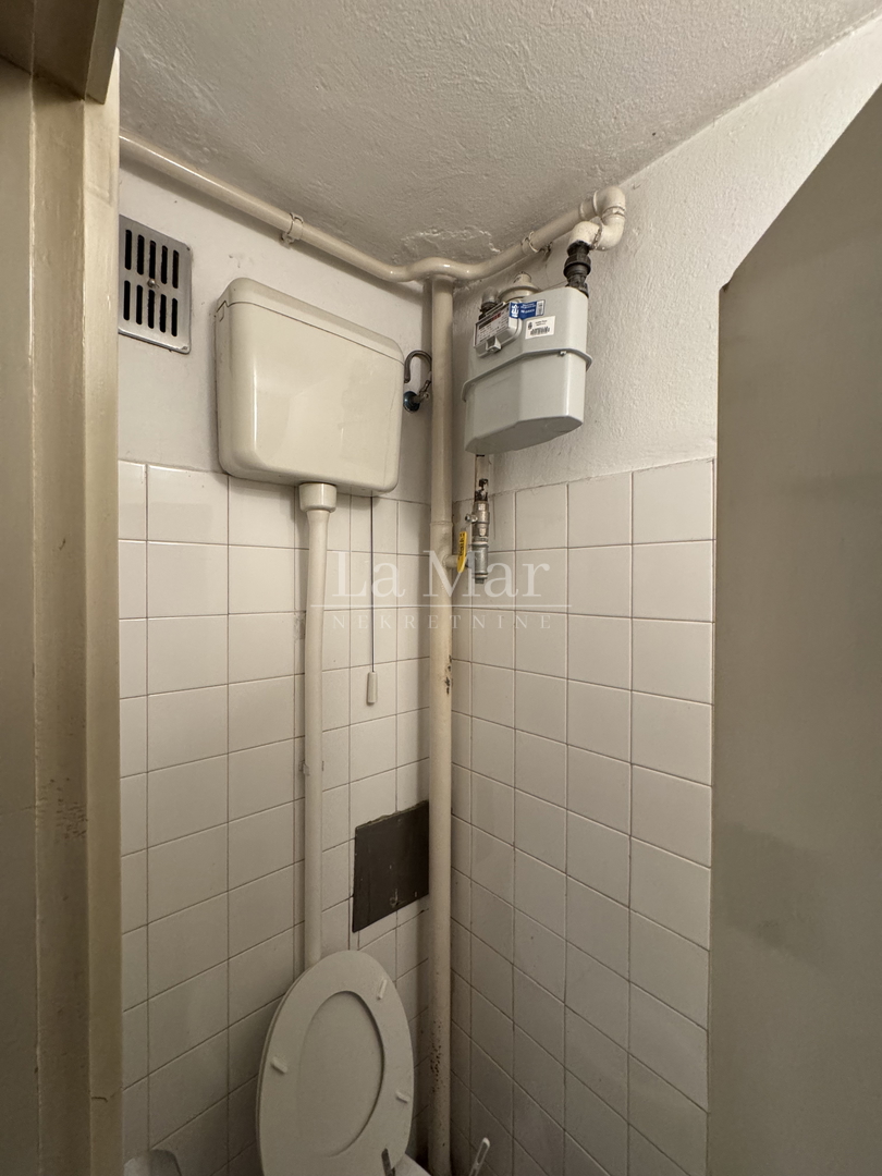 Maksimir- 4s stan na prodaju - 95 m2- SAMO GOTOVINSKI KUPCI!