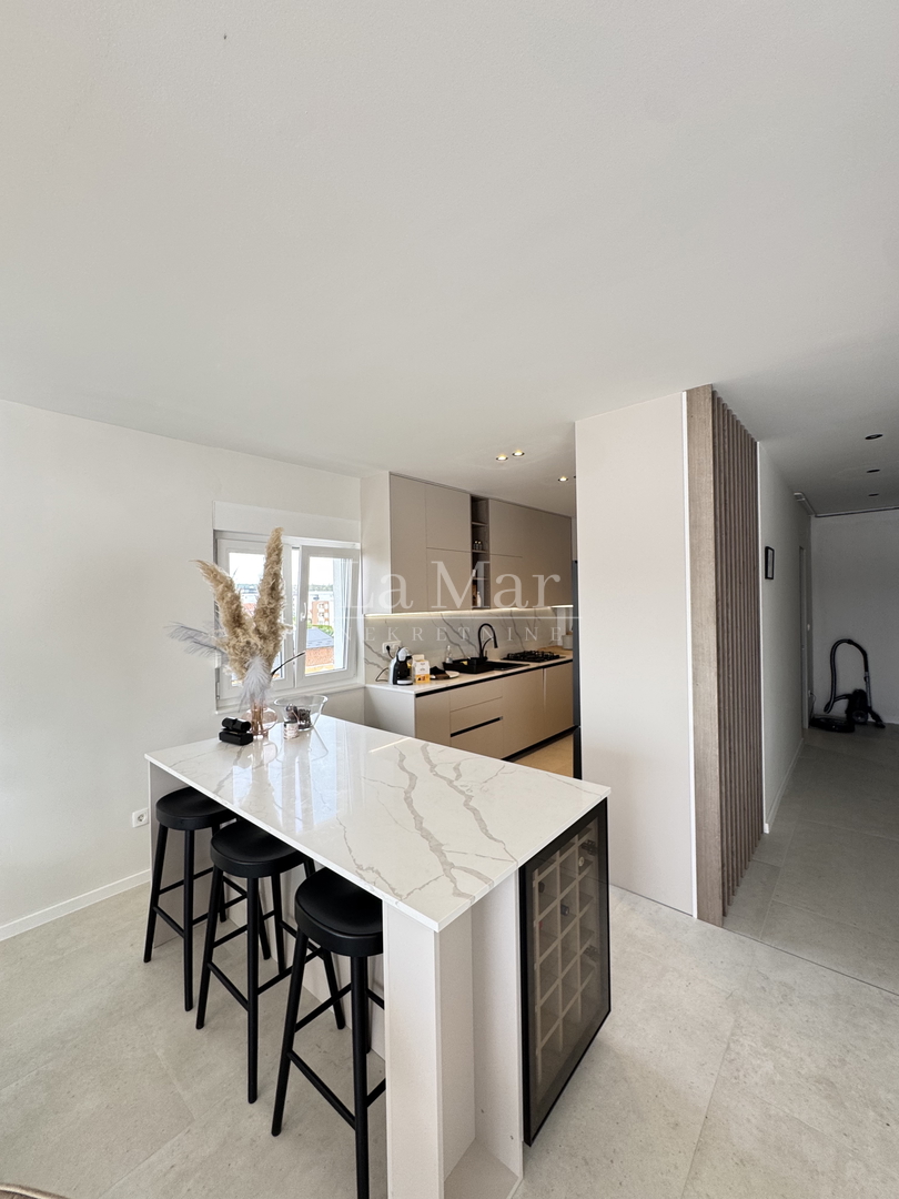 ZAPREŠIĆ- Luksuzan penthouse u novogradnji - 200 m2