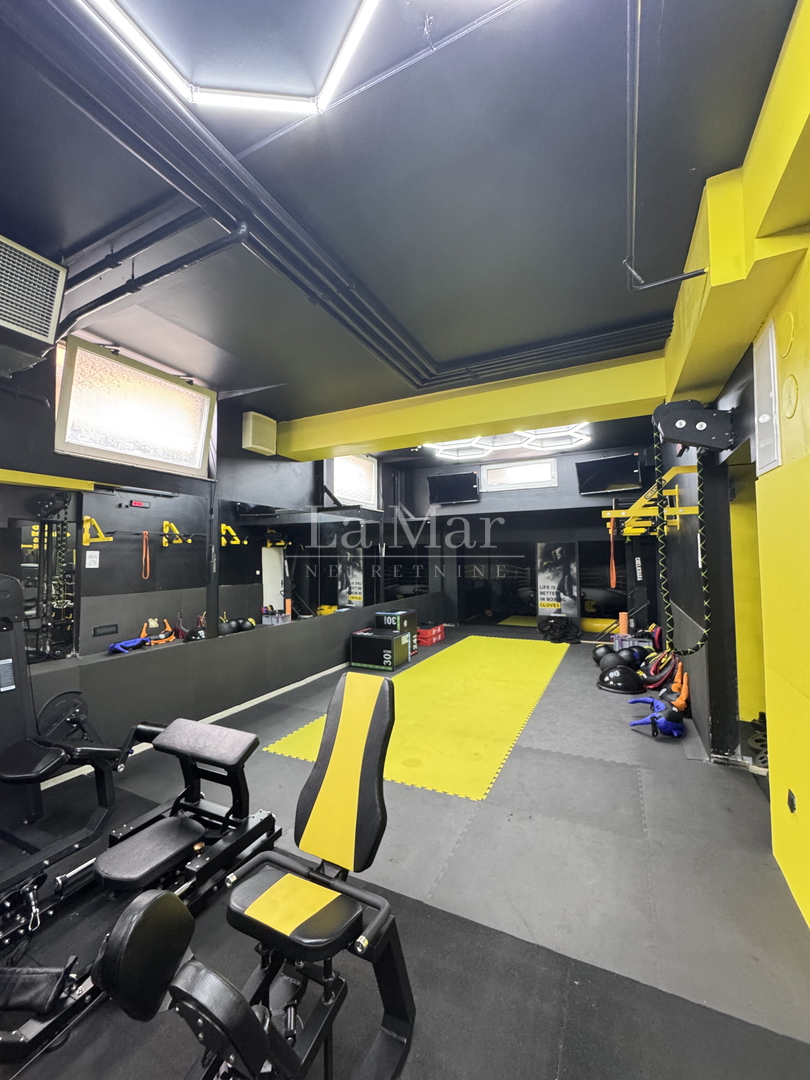 Stenjevec- dvoetažni poslovni prostor- 407 m2
