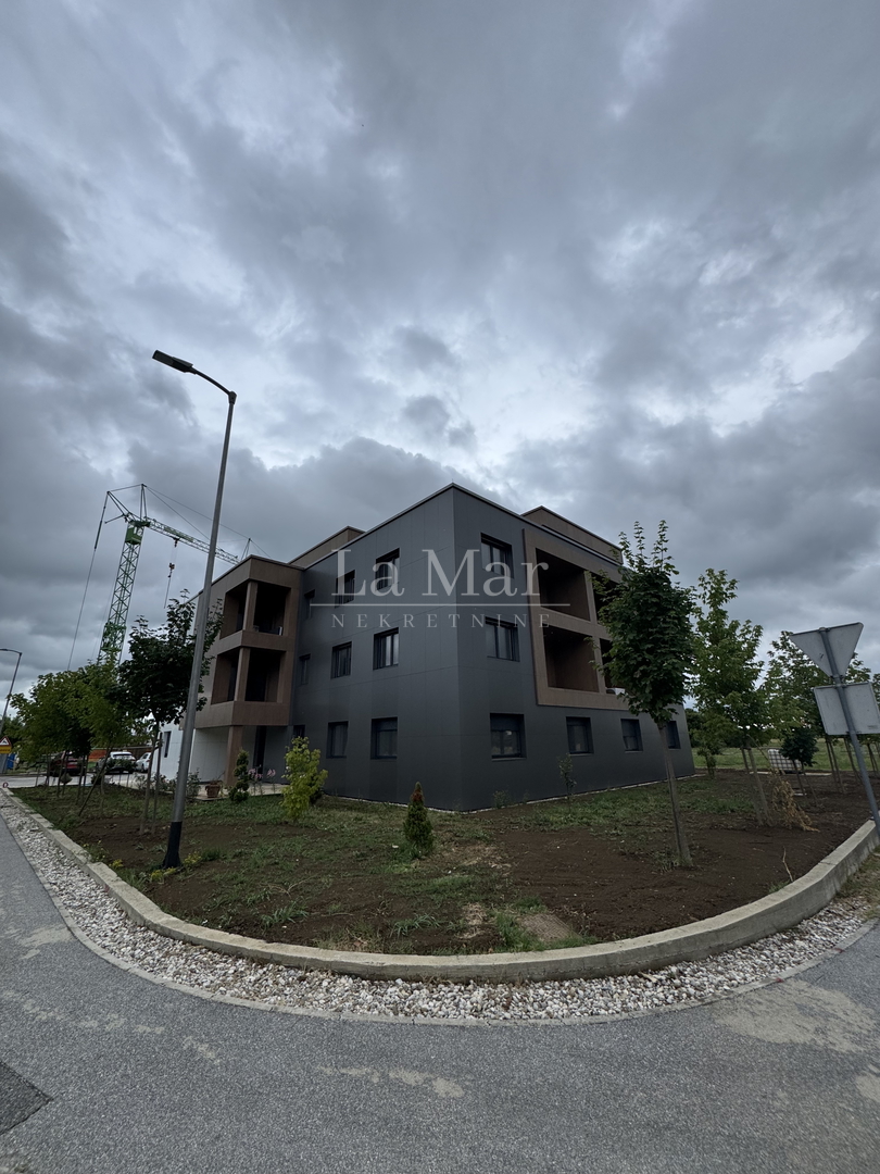SAMOBOR- Novogradnja - I kat - S3- 93 m2