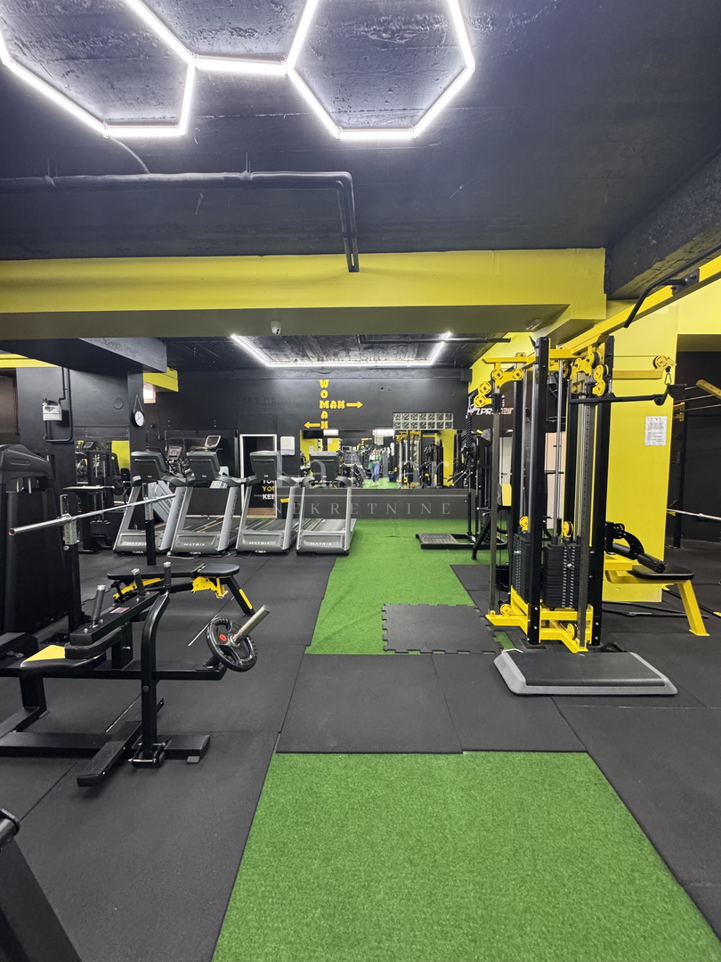 Stenjevec- dvoetažni poslovni prostor- 407 m2