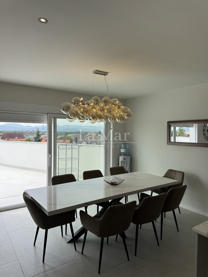 ZAPREŠIĆ- Luksuzan penthouse u novogradnji - 200 m2