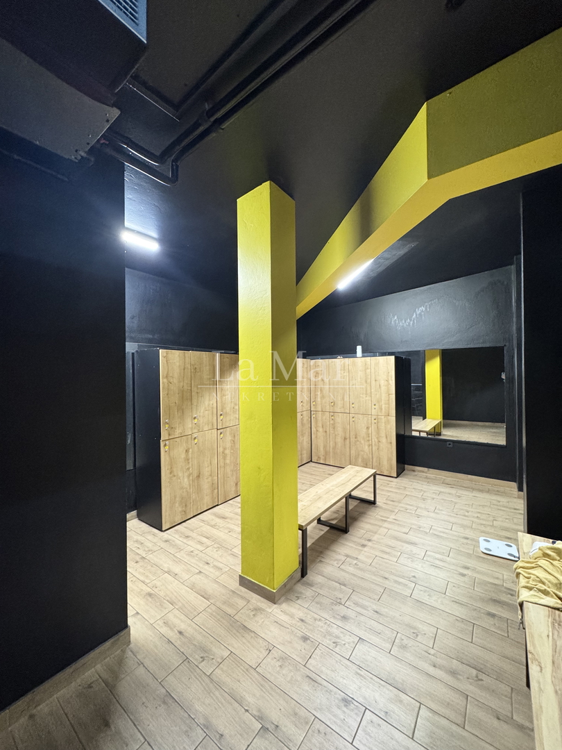 Stenjevec- dvoetažni poslovni prostor- 407 m2