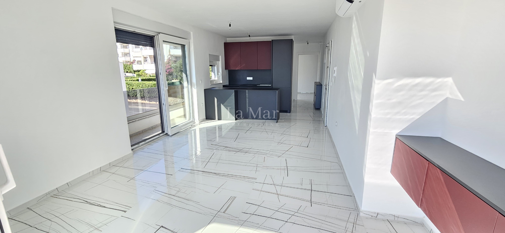 Novalja- namještena NOVOGRADNJA s pogledom na more - A1 - prizemlje  81 m2 - 295.000€