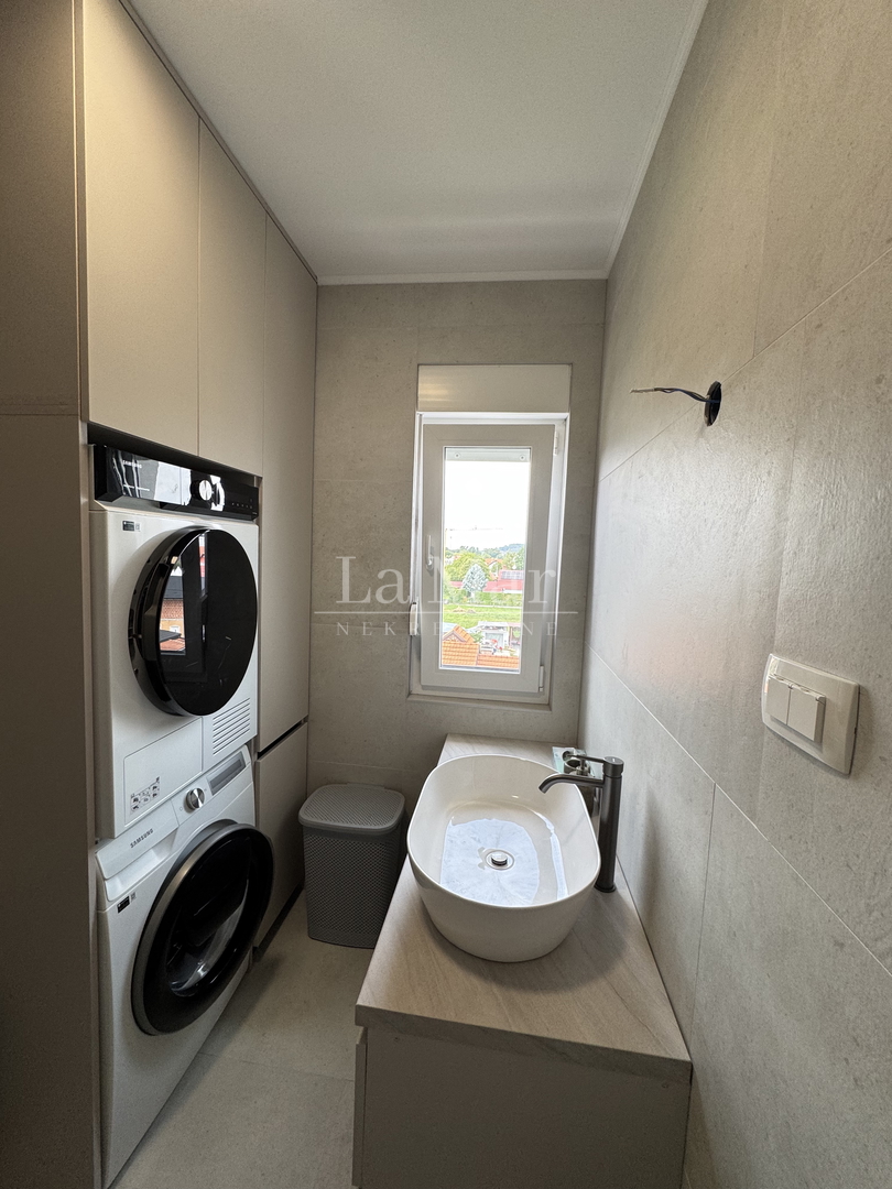 ZAPREŠIĆ- Luksuzan penthouse u novogradnji - 200 m2