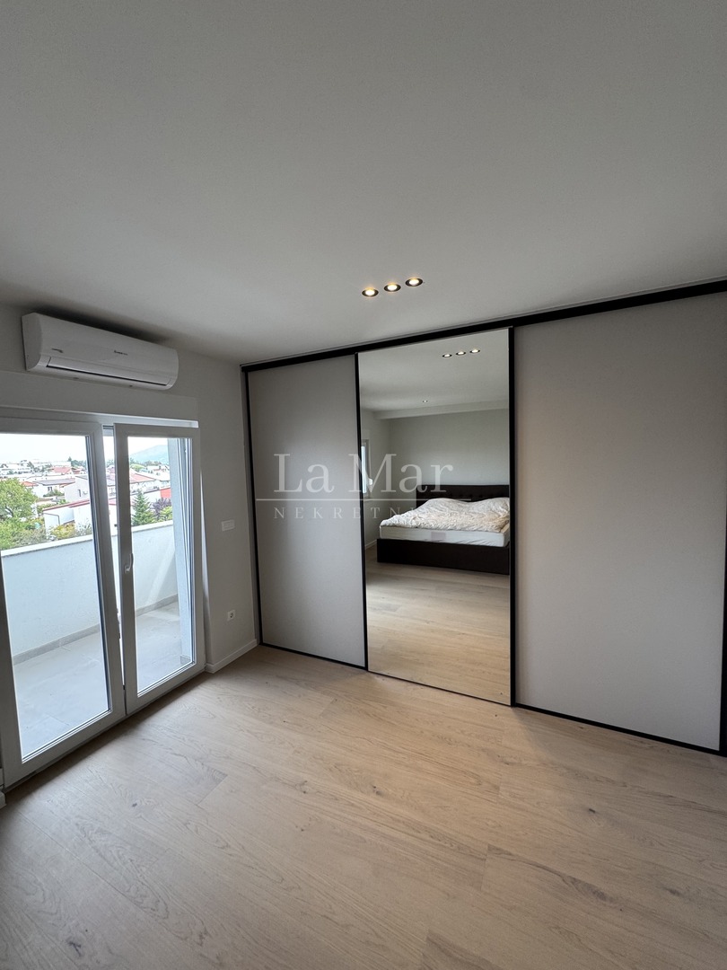 ZAPREŠIĆ- Luksuzan penthouse u novogradnji - 200 m2