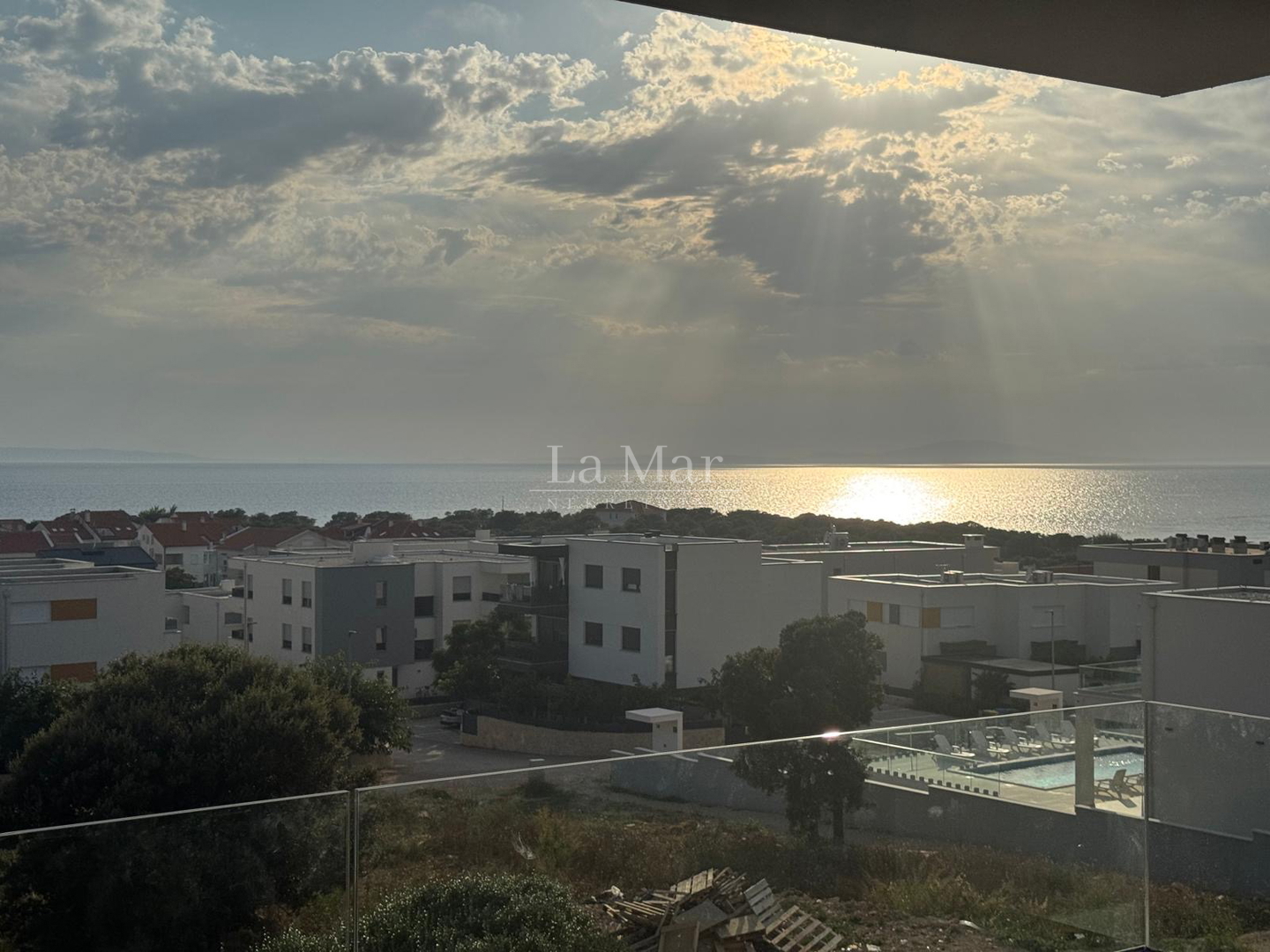 Novalja- Babe- II kat- AP 3- 84,32 m2- 295.000 €