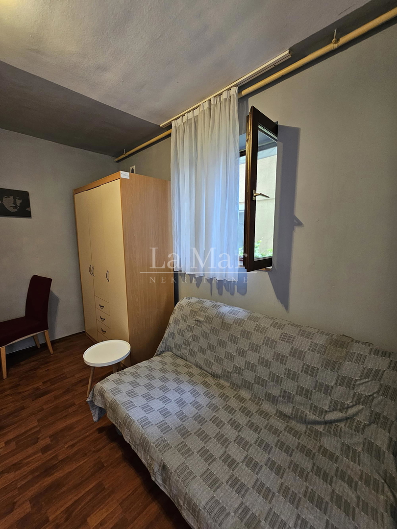 Kod Selske- garsonijera 24m2+ 2 spremišta