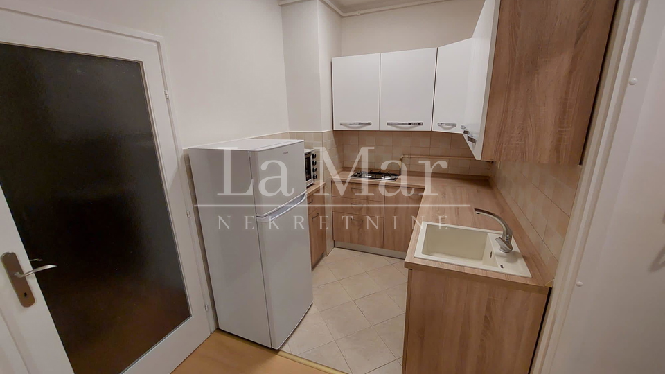 Appartamento, 36 m2, Affitto, Zagreb - Gornja Dubrava