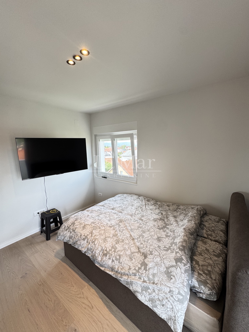 ZAPREŠIĆ- Luksuzan penthouse u novogradnji - 200 m2