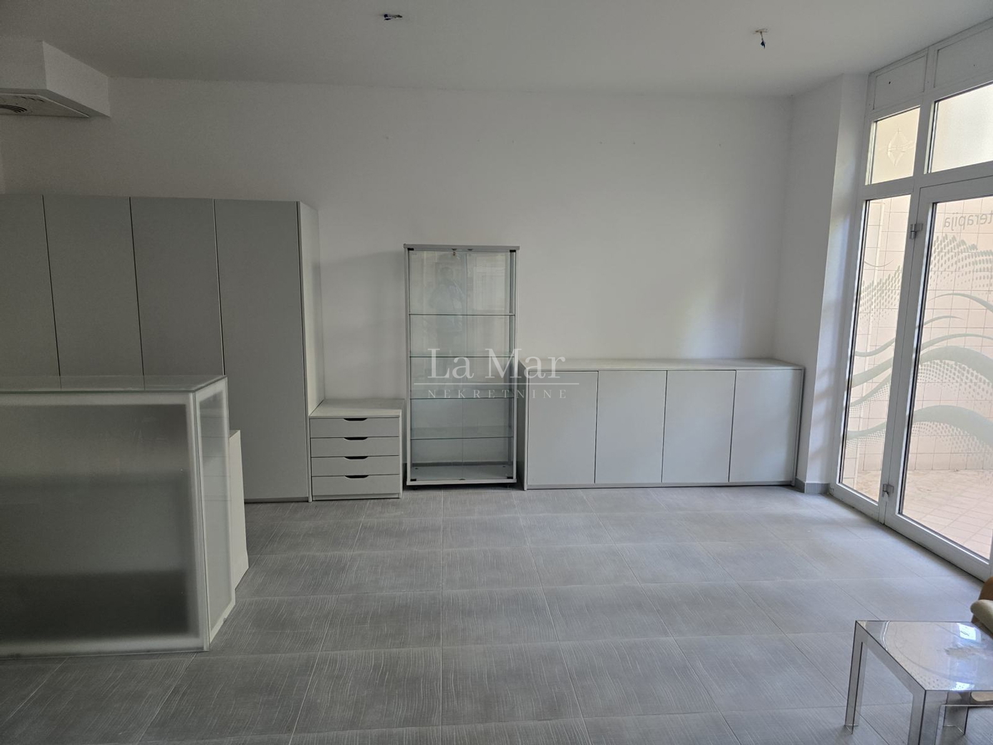 Gupčeva zvijezda-154 m2, suteren