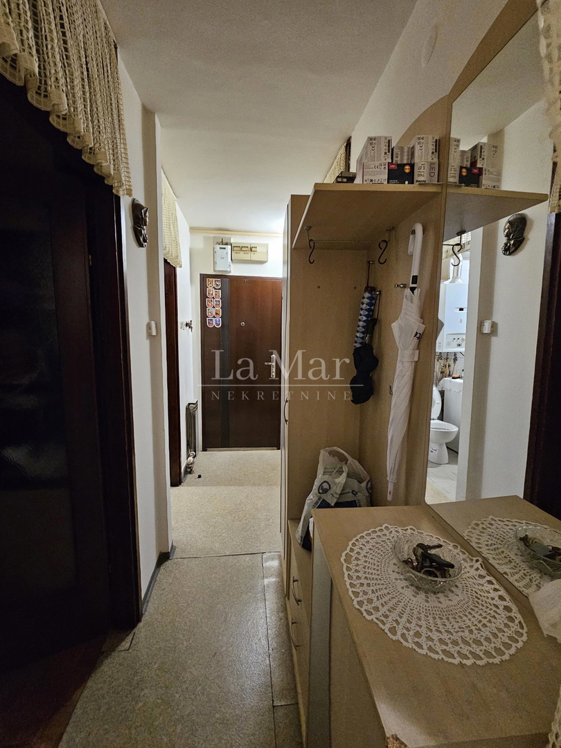 KLAKA-jednosoban stan na 2. katu, 36m2, LIFT