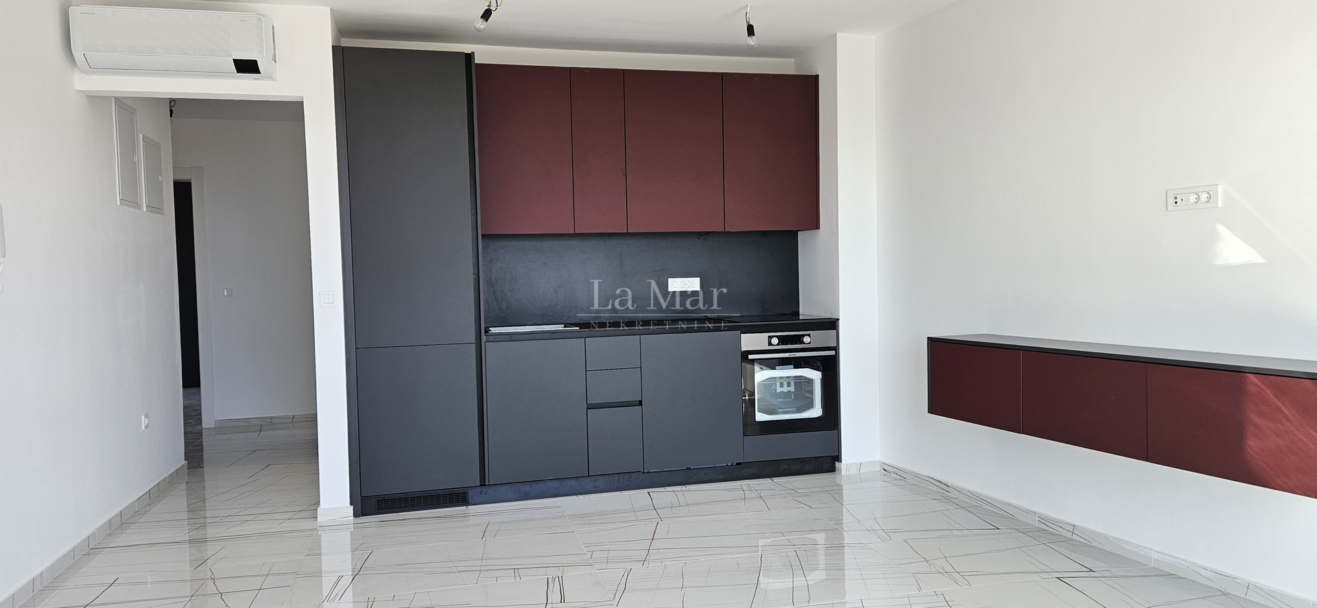 Novalja- namještena NOVOGRADNJA s pogledom na more - A2 - I. kat-  68,3 m2 - 260.000€