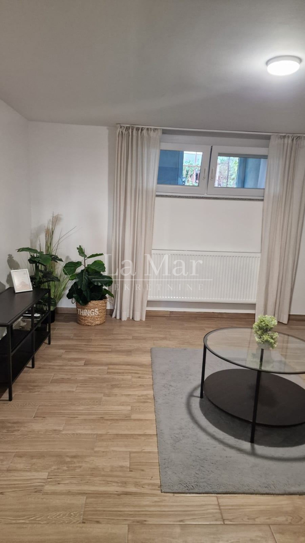 Donje svetice- dvosoban stan, 55 m2 + terasa