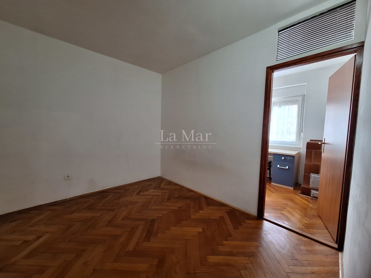 DRŽIĆEVA- 47m2, održavan dvosoban stan