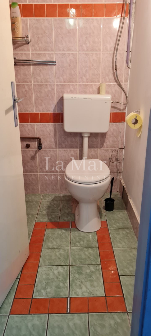 TRNSKO-jednosoban stan, 4.kat