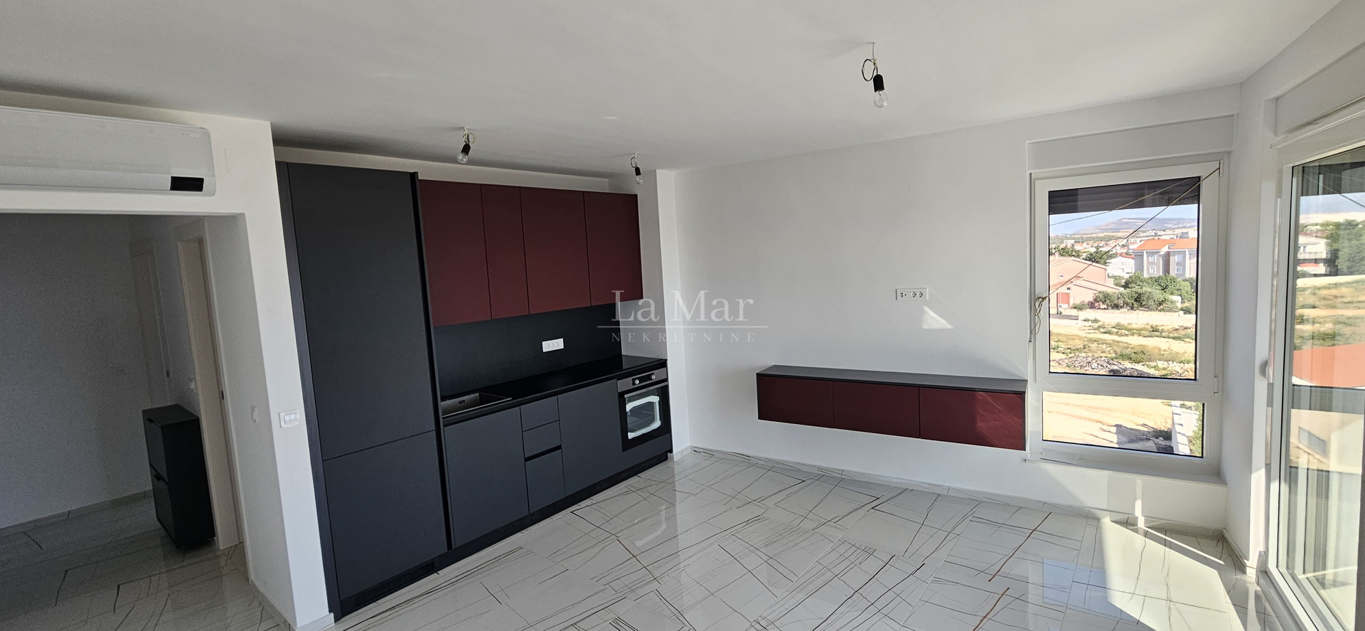 Novalja- namještena NOVOGRADNJA s pogledom na more - A2 - I. kat-  68,3 m2 - 260.000€