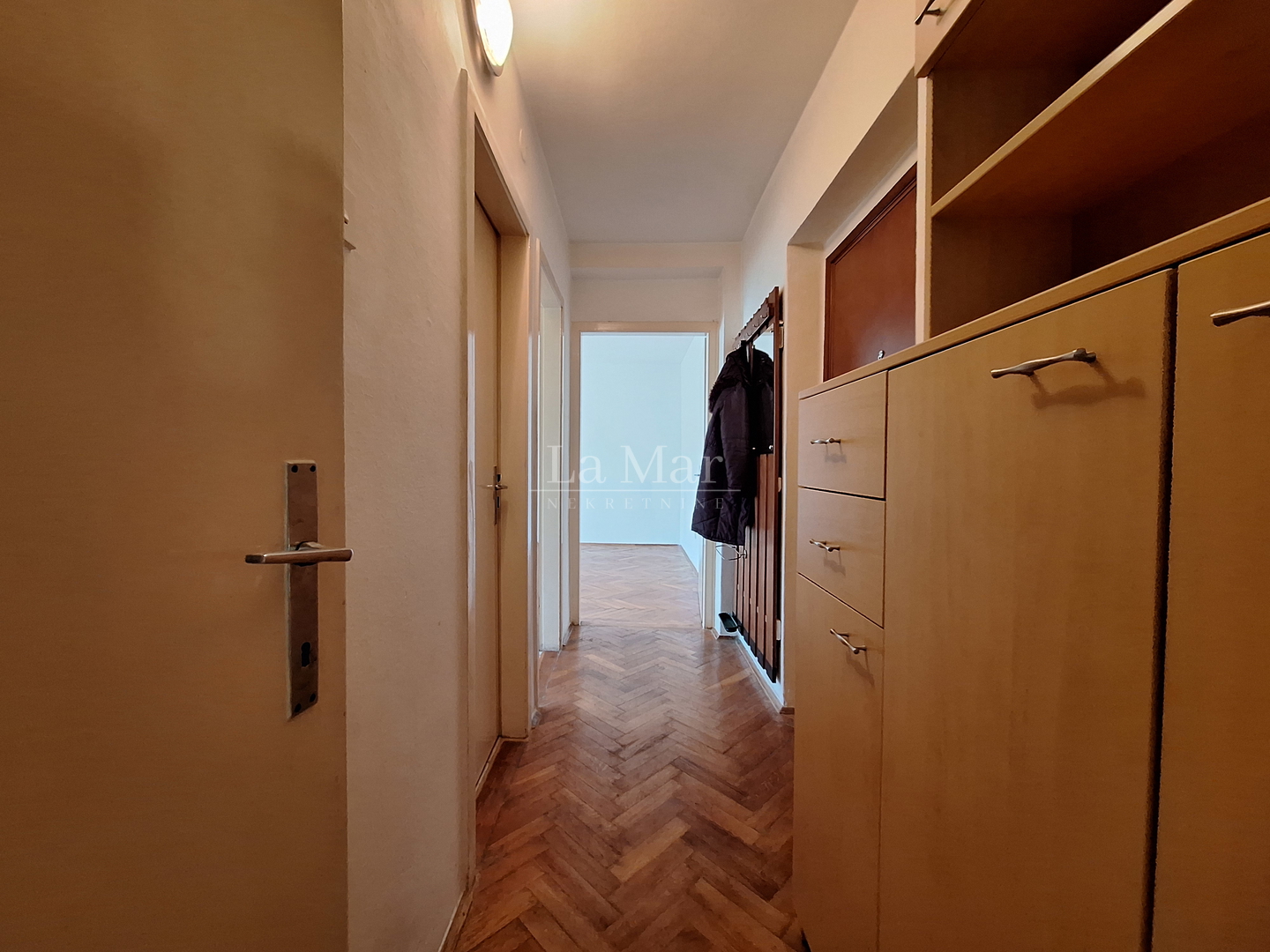 DRŽIĆEVA- 47m2, održavan dvosoban stan