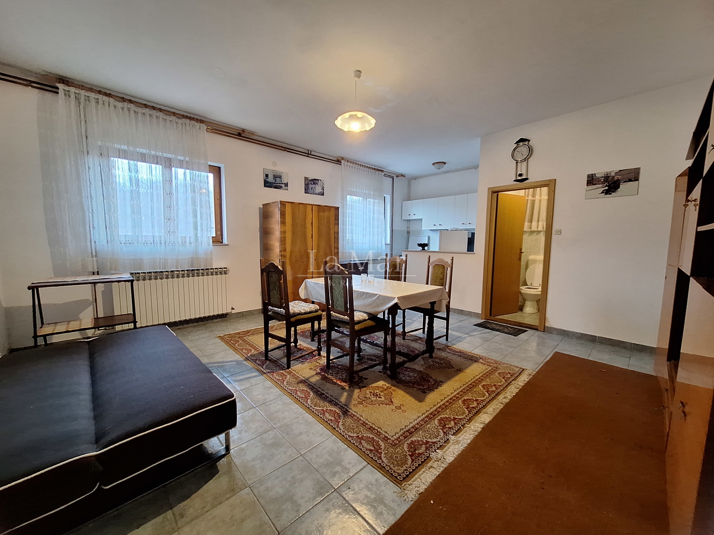 PANTOVČAK- garsonijera u prizemlju, 35m2