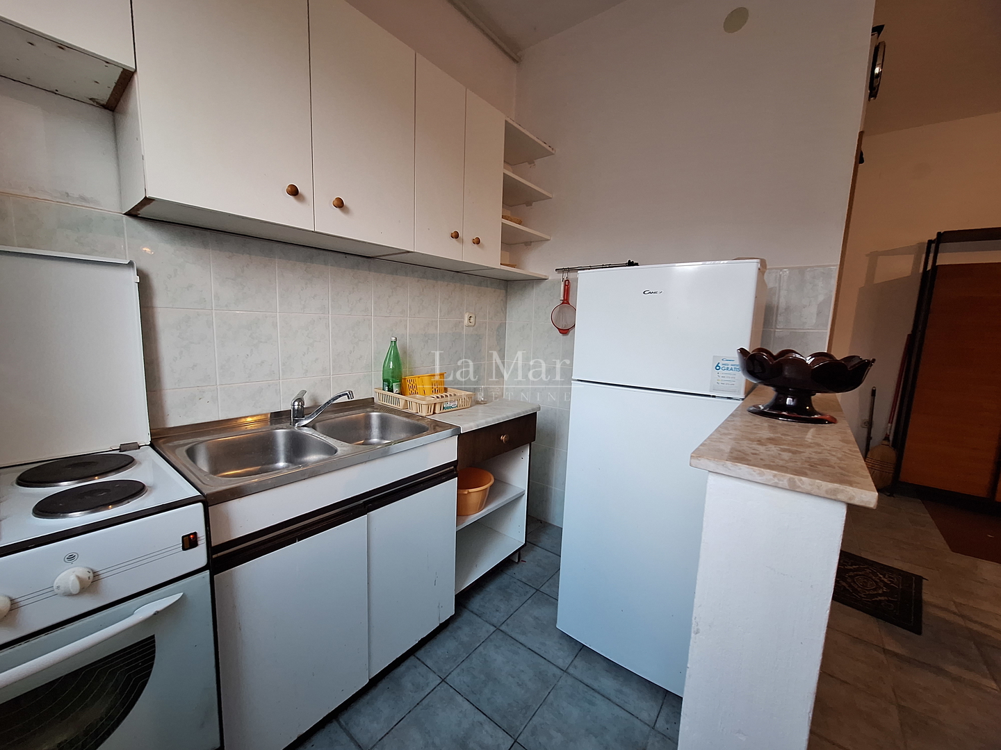PANTOVČAK- garsonijera u prizemlju, 35m2