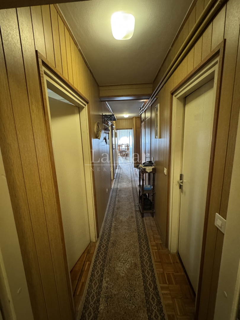 Maksimir- 4s stan na prodaju - 95 m2- SAMO GOTOVINSKI KUPCI!