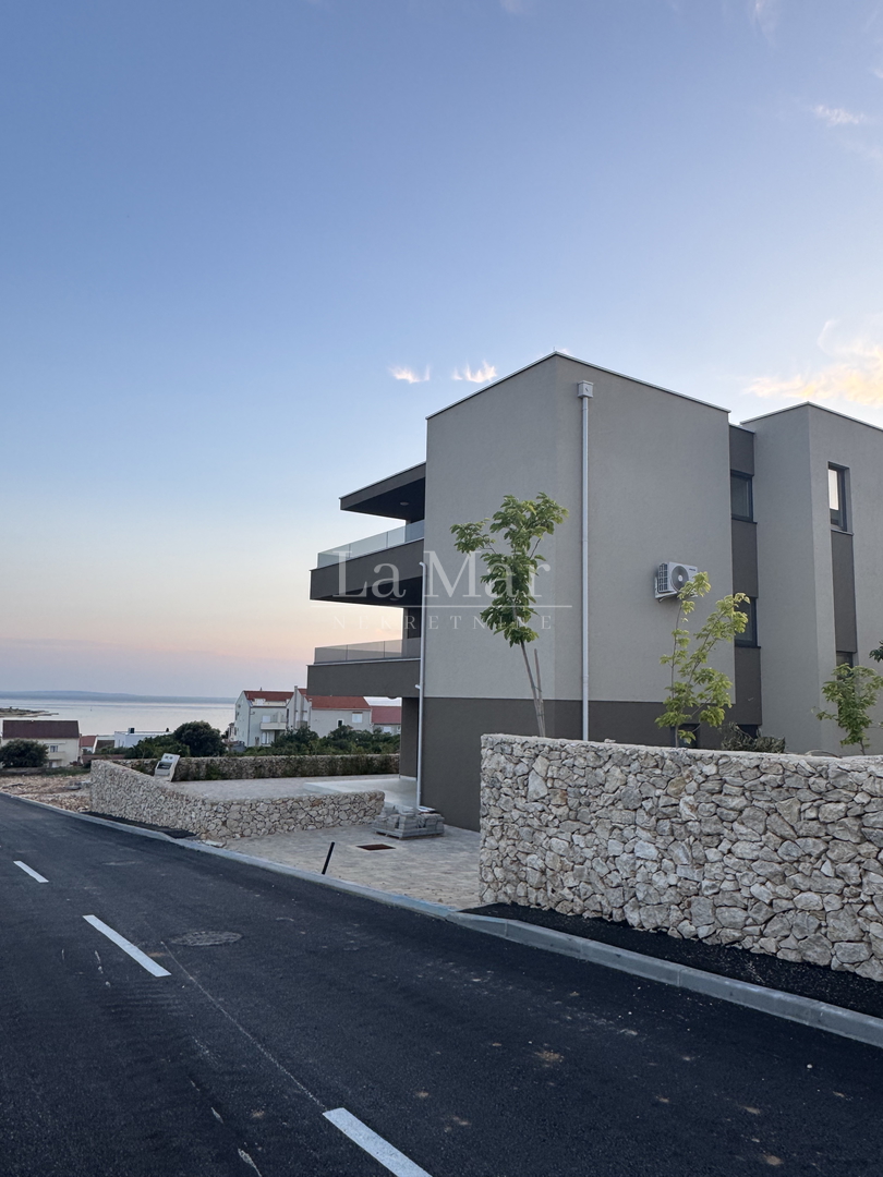 Novalja - Vrhunska novogradnja s pogledom na more - 79,33m2 - prizemlje