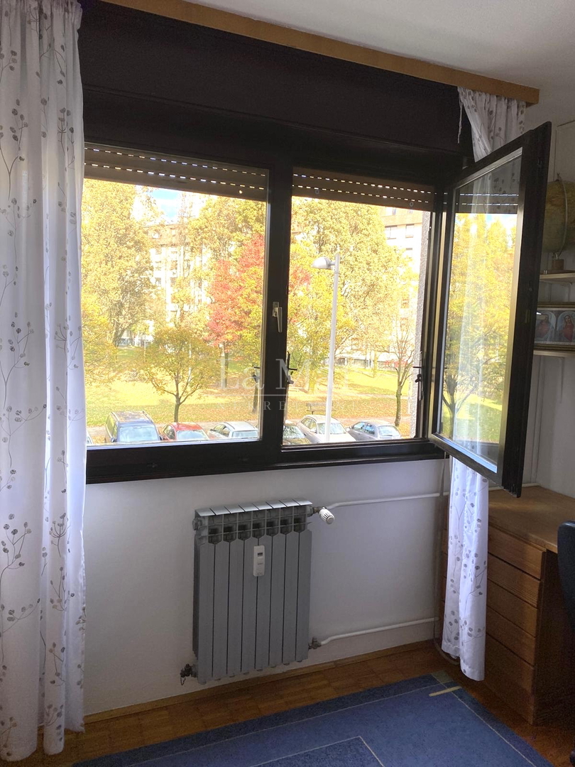 Jarun- trosoban stan - 78,66m2