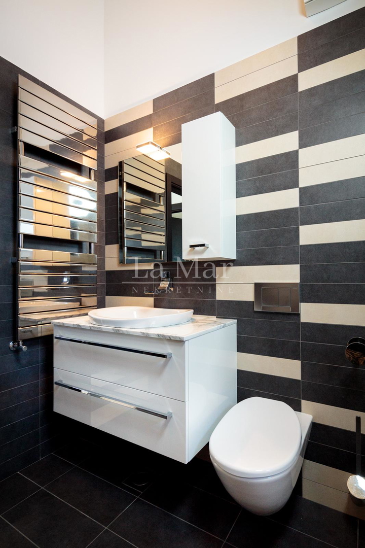 PULA- trosoban stan na prodaju- 129 m2