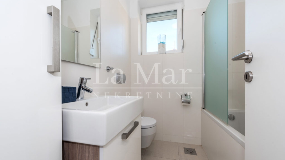 Appartamento, 79 m2, Vendita, Novalja