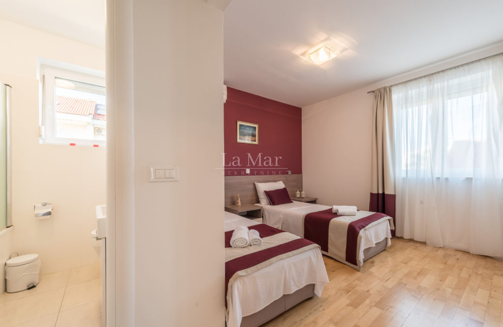 NOVALJA- Apartman PRVI RED DO MORA- E6 - 79.86 m2- II. kat- REZERVIRANO