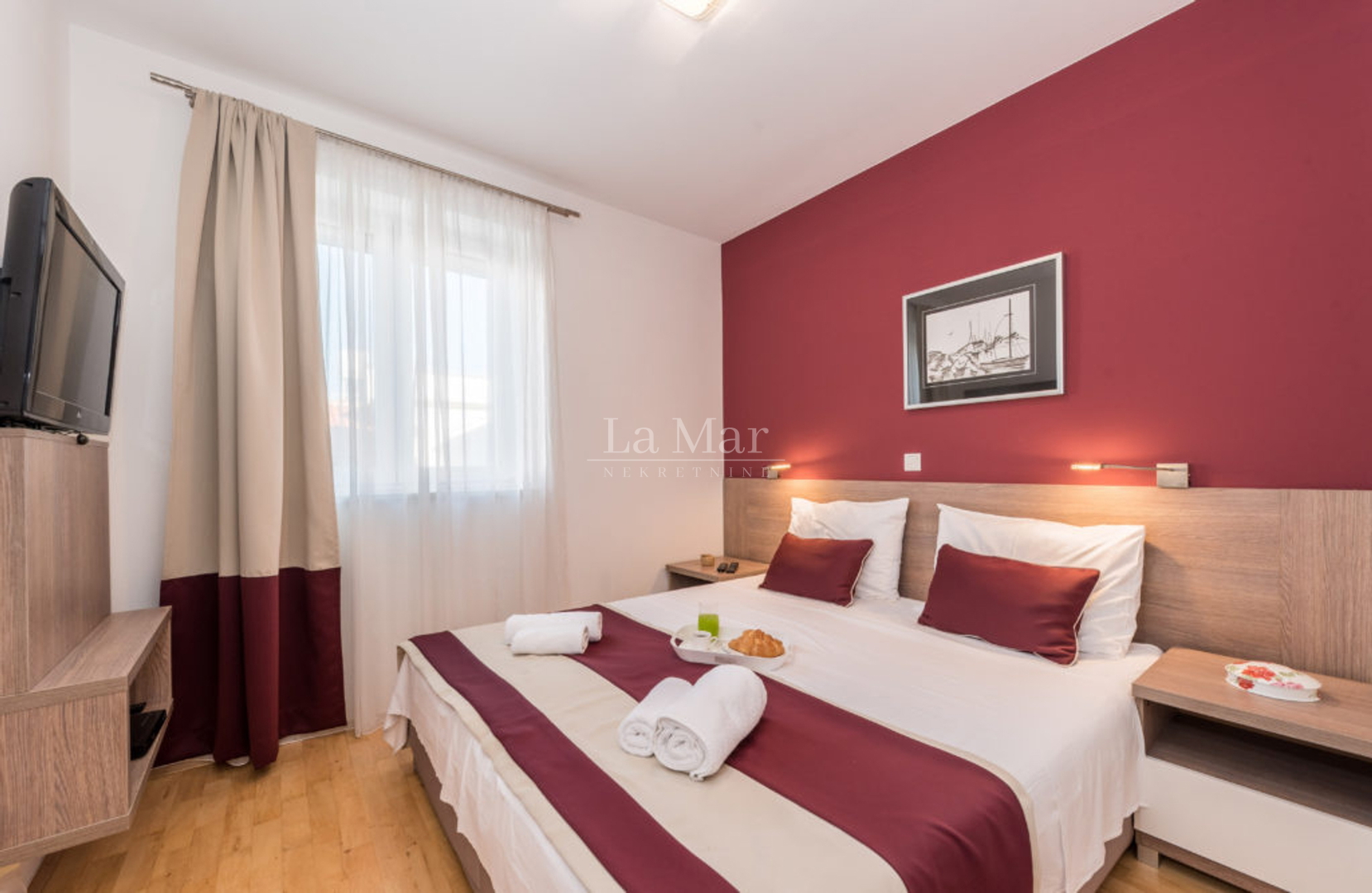 NOVALJA- Apartman PRVI RED DO MORA- E6 - 79.86 m2- II. kat- REZERVIRANO