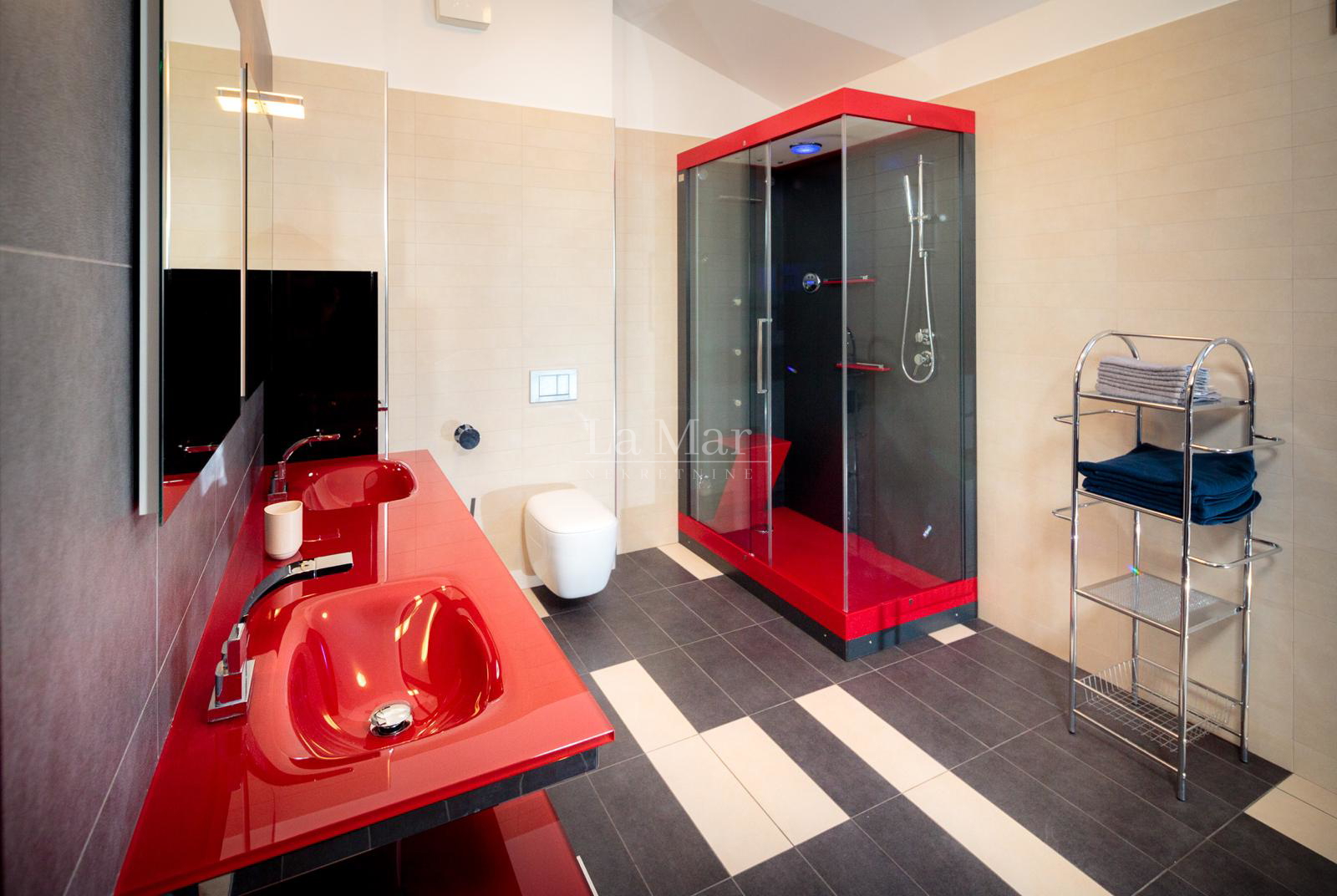 PULA- trosoban stan na prodaju- 129 m2