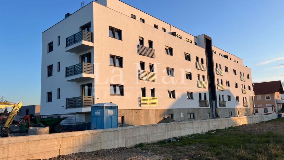 LUČKO - stan u novogradnji -  S1- prizemlje s vrtom i PM - 68,28 m2
