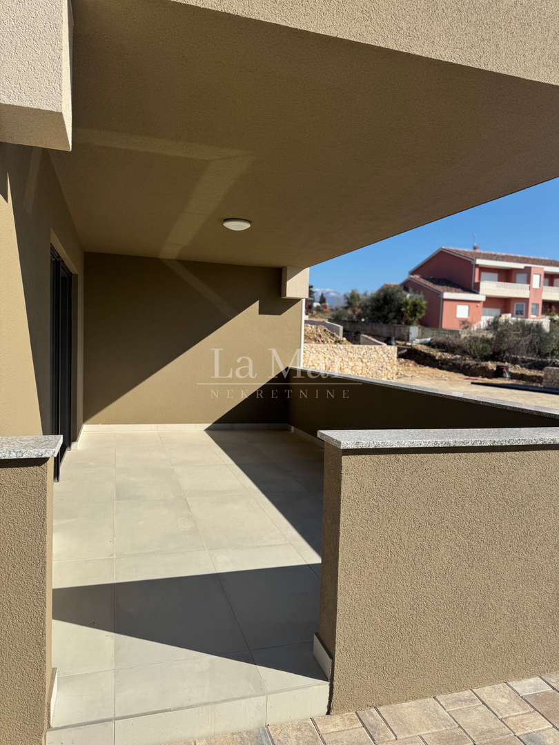 Novalja - Vrhunska novogradnja s pogledom na more - 79,33m2 - prizemlje