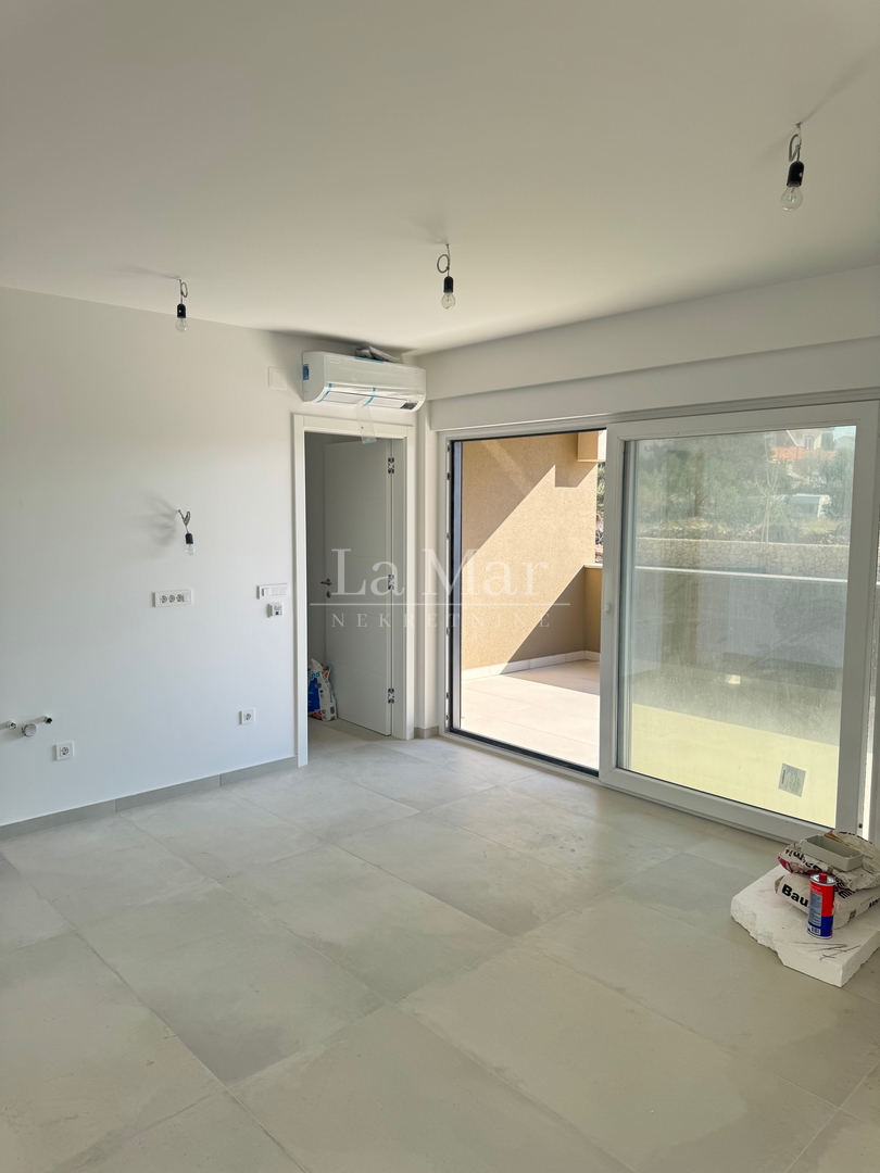 Novalja - Vrhunska novogradnja s pogledom na more - 79,33m2 - prizemlje