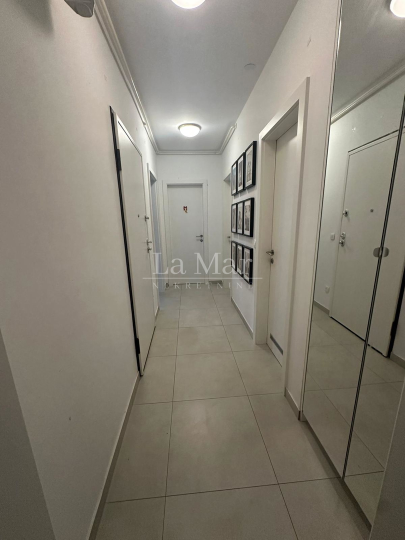 Stenjevec, 3-sobni obiteljski stan 90m2 novije gradnje na 1 katu