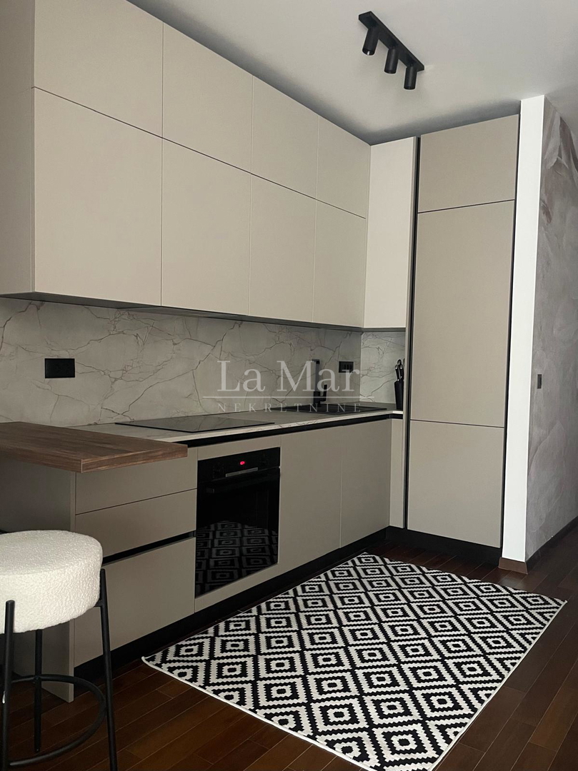 NOVAKOVA-prekrasan dvosoban stan za kratkoročni najam, kompletno uređen