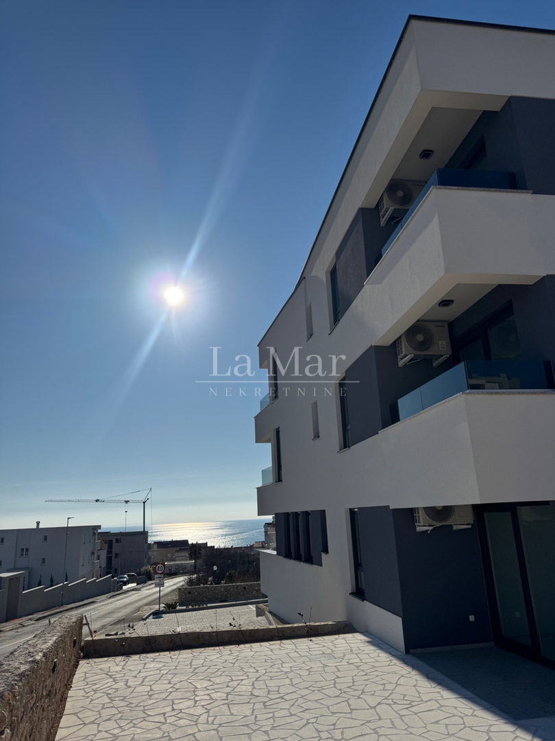 Novalja - namještena NOVOGRADNJA  s  pogledom na more - S2 - I. kat- 56.75 m2- 210.000€